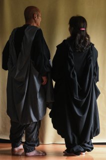 Gather Outer Stole wool silk black