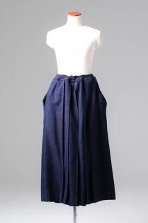 British Wool Cloud Tier HAKAMA navy