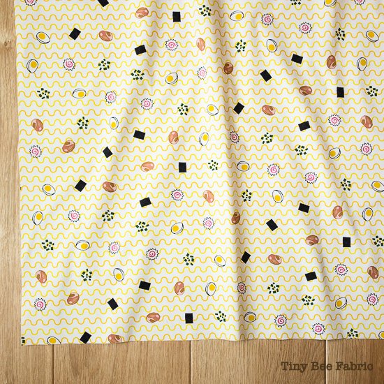 ラーメン -オレンジ(みそ)- Tiny Bee Fabric -かわいい柄の生地