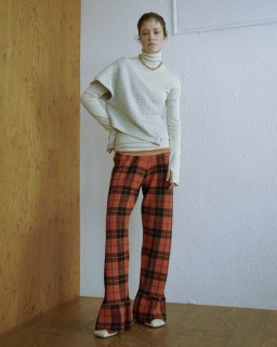 <img class='new_mark_img1' src='https://img.shop-pro.jp/img/new/icons20.gif' style='border:none;display:inline;margin:0px;padding:0px;width:auto;' />Check JQ Flare Knit Pants