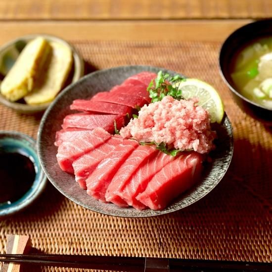 本ブツ バチブツ すきみ3色丼（初回お試しセット）】当店の人気