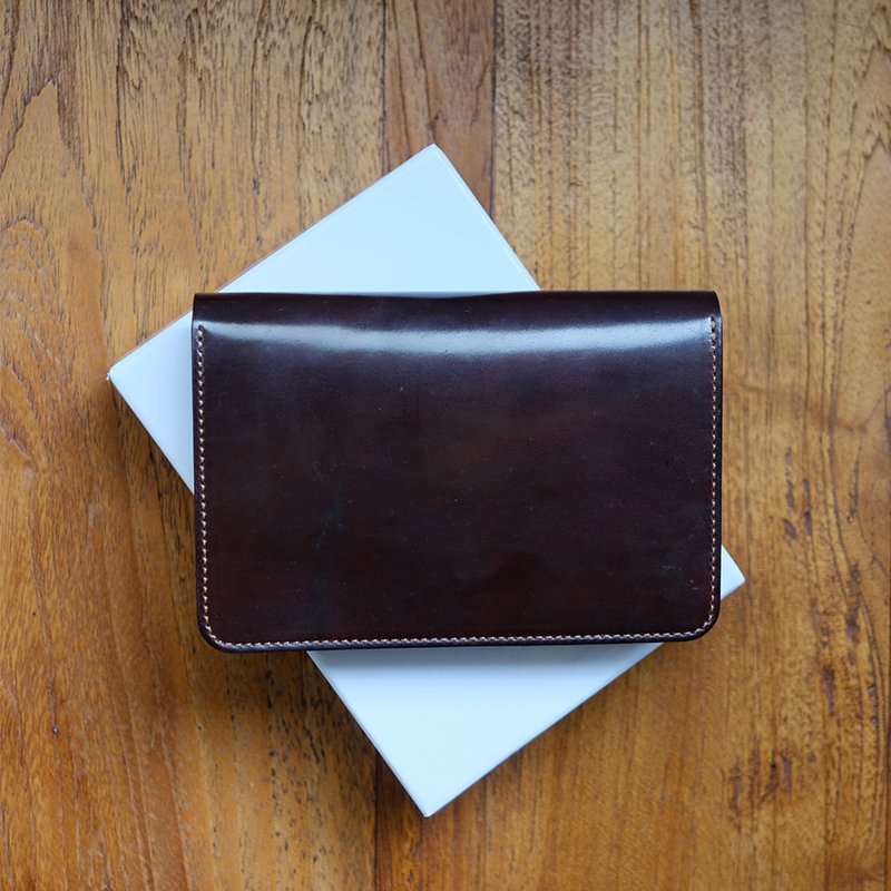 forme フォルメ】Hand wallet combi BURGUNDY - in-and-out(インアンド