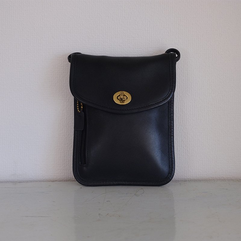 OLD COACH オールドコーチ】 レザーショルダーバッグ NAVY - in-and