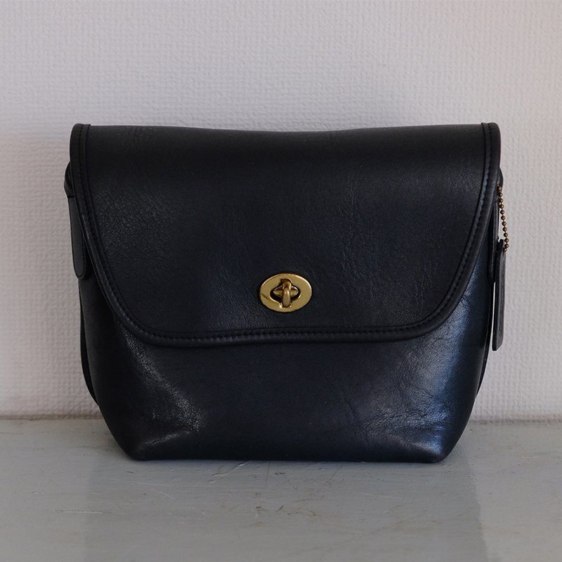 OLD COACH オールドコーチ】 レザーショルダーバッグ NAVY - in-and