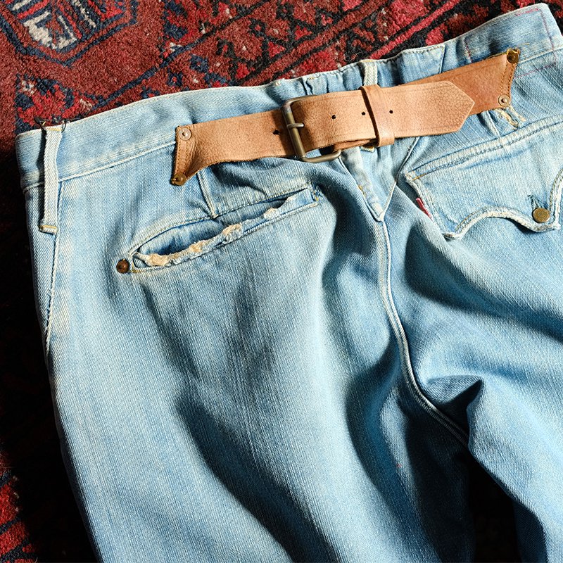 Levis RED リーバイスレッド】Warped Comfort Fit INDIGO - in-and-out 