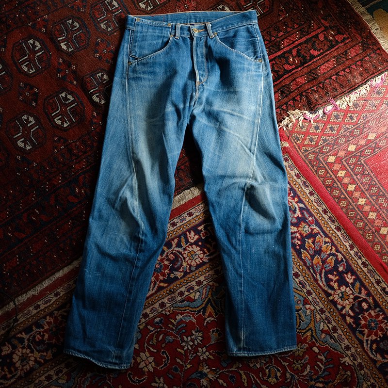 Levis RED リーバイスレッド】1st standard pants INDIGO - in-and-out