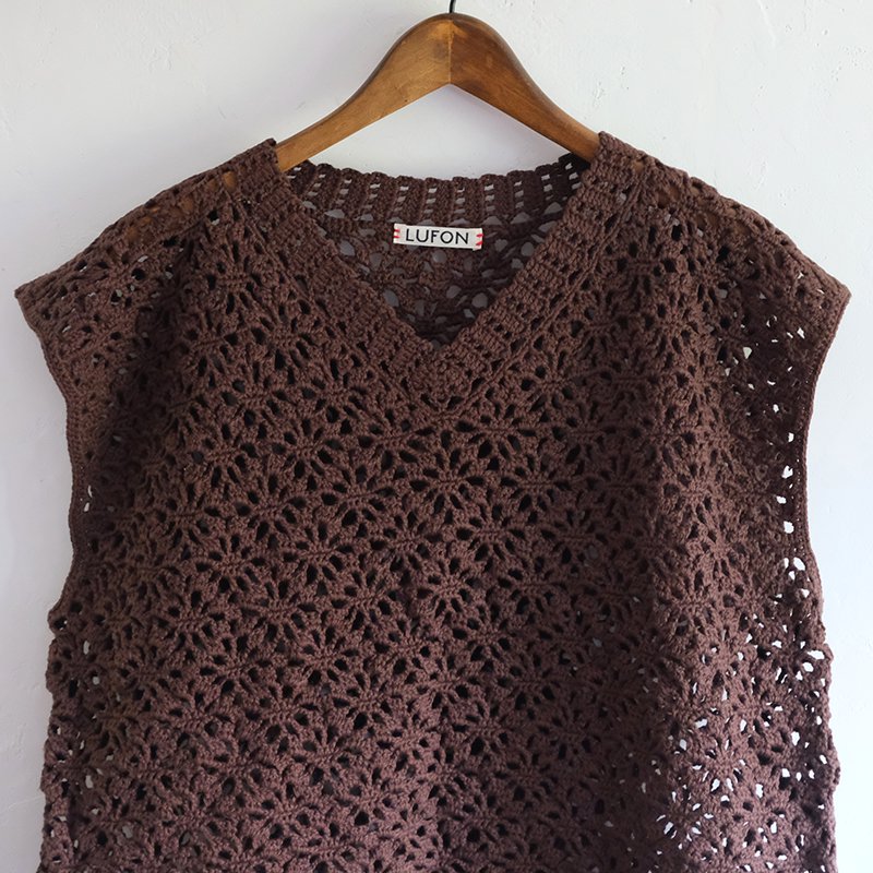 【LUFON ルフォン】CROCHET HAND KNIT VEST SHORT D.BROWN - in-and-out(インアンドアウト)