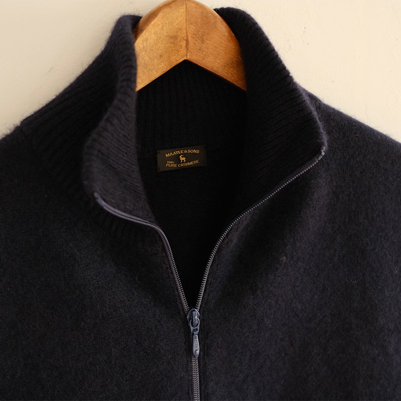 MAATEE&SONS マーティーアンドサンズ】CASHEMERE 強圧縮 JIP VEST NAVY