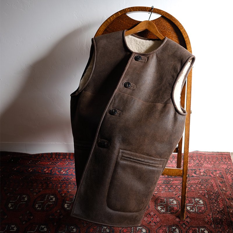 INSCRIRE アンスクリア】MOUTON JERKIN VEST BROWN - in-and-out(イン