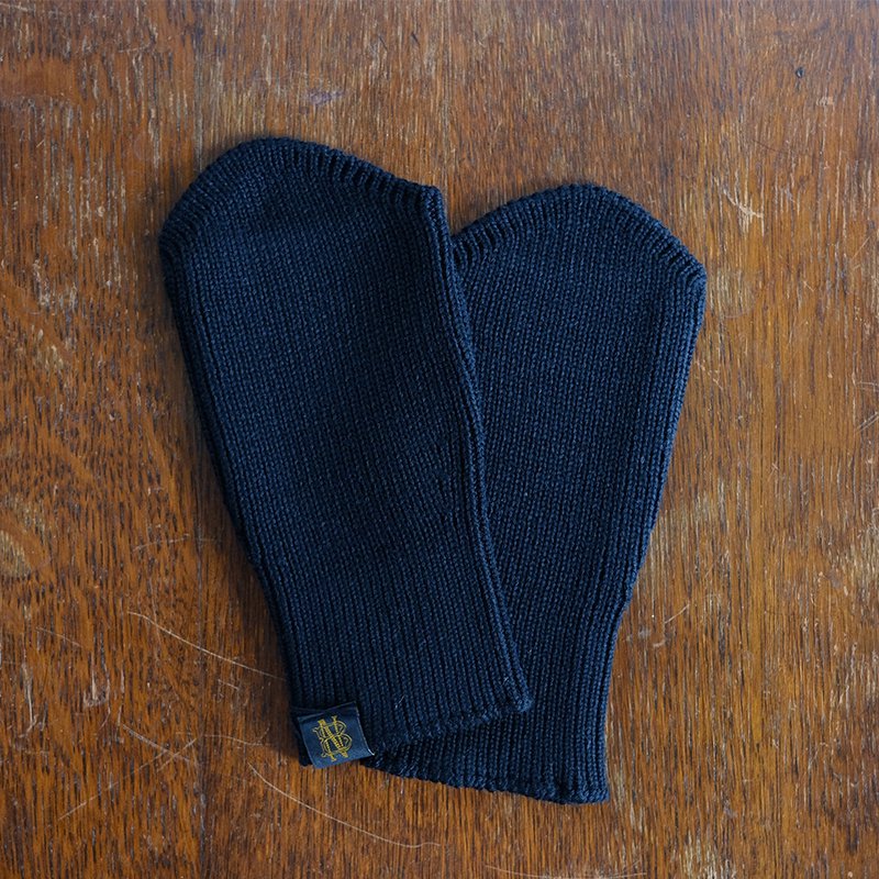 BATONER バトナー】SOLID WOOL HAND WARMER BLACK - in-and-out(イン ...