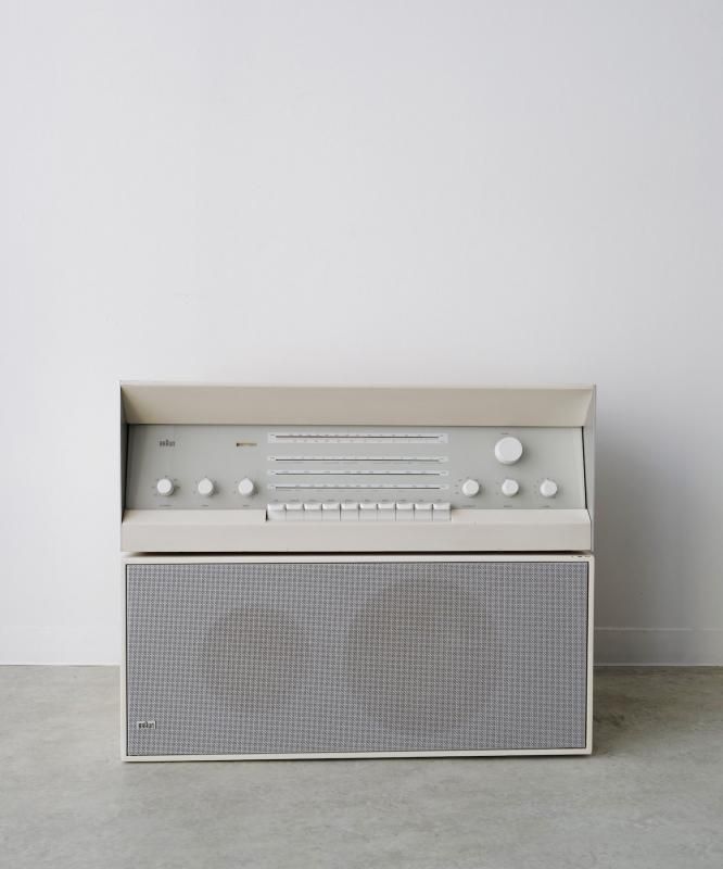 BRAUNRCS9 & L40  / Stereo control unit / Dieter Rams / Germany / 1961