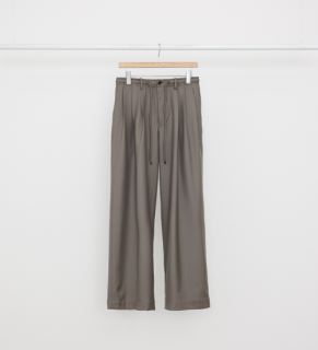 MARKAWARETRIPLE PLEATED EASY TROUSERS -2/72 ORGANIC WOOL SERGE- (GRAIGE)