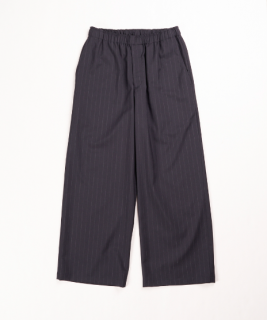 <img class='new_mark_img1' src='https://img.shop-pro.jp/img/new/icons5.gif' style='border:none;display:inline;margin:0px;padding:0px;width:auto;' />markaWIDE LEG EASY PANTS -2/72 WASHER WOOL TROPICAL- (NAVY STRIPE)