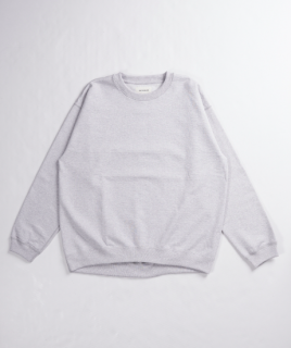 <img class='new_mark_img1' src='https://img.shop-pro.jp/img/new/icons5.gif' style='border:none;display:inline;margin:0px;padding:0px;width:auto;' />MARKAWAREHUGE SWEAT -ORGANIC COTTON HEAVY FLEECE- (ASH GRAY)