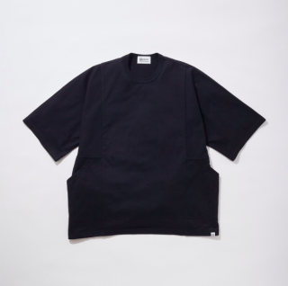 <img class='new_mark_img1' src='https://img.shop-pro.jp/img/new/icons5.gif' style='border:none;display:inline;margin:0px;padding:0px;width:auto;' />KUONKite Tee (BLACK)