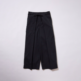 <img class='new_mark_img1' src='https://img.shop-pro.jp/img/new/icons5.gif' style='border:none;display:inline;margin:0px;padding:0px;width:auto;' />KUONSeersucker Hakama Trousers (BLACK)