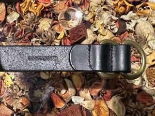 <img class='new_mark_img1' src='https://img.shop-pro.jp/img/new/icons5.gif' style='border:none;display:inline;margin:0px;padding:0px;width:auto;' />YOKO SAKAMOTORING BELT SLIM -ITALIAN LEATHER- (BLACK)