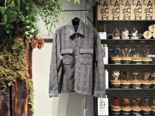 <img class='new_mark_img1' src='https://img.shop-pro.jp/img/new/icons5.gif' style='border:none;display:inline;margin:0px;padding:0px;width:auto;' />MAYKAMCHECK KNIT SHIRT (CHARCOAL) 