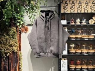 <img class='new_mark_img1' src='https://img.shop-pro.jp/img/new/icons5.gif' style='border:none;display:inline;margin:0px;padding:0px;width:auto;' />MAYKAMWOOL SWEAT ZIP HOODIE (GREY) 