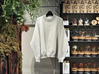 <img class='new_mark_img1' src='https://img.shop-pro.jp/img/new/icons5.gif' style='border:none;display:inline;margin:0px;padding:0px;width:auto;' />D+E+KMOC NECK RELAXING SWKNIT (GREY)