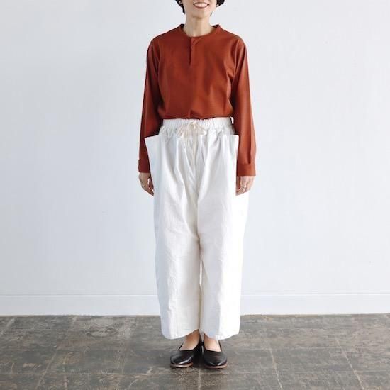 quitan キタン コクーンパンツ バルーンテーパード 定価4万程 バルーンパンツ/ブラック/三河織物 キュロット・ワイドパンツ
