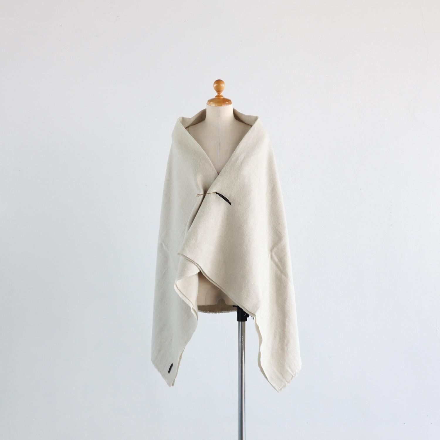 SOLD ◆ハンドメイド ポーチ メリーゴーランド yuwa 黒 濃紺 挿絵 クズの本懐 ポーチ 安楽岡花火 絵鳩早苗 - メルカリ