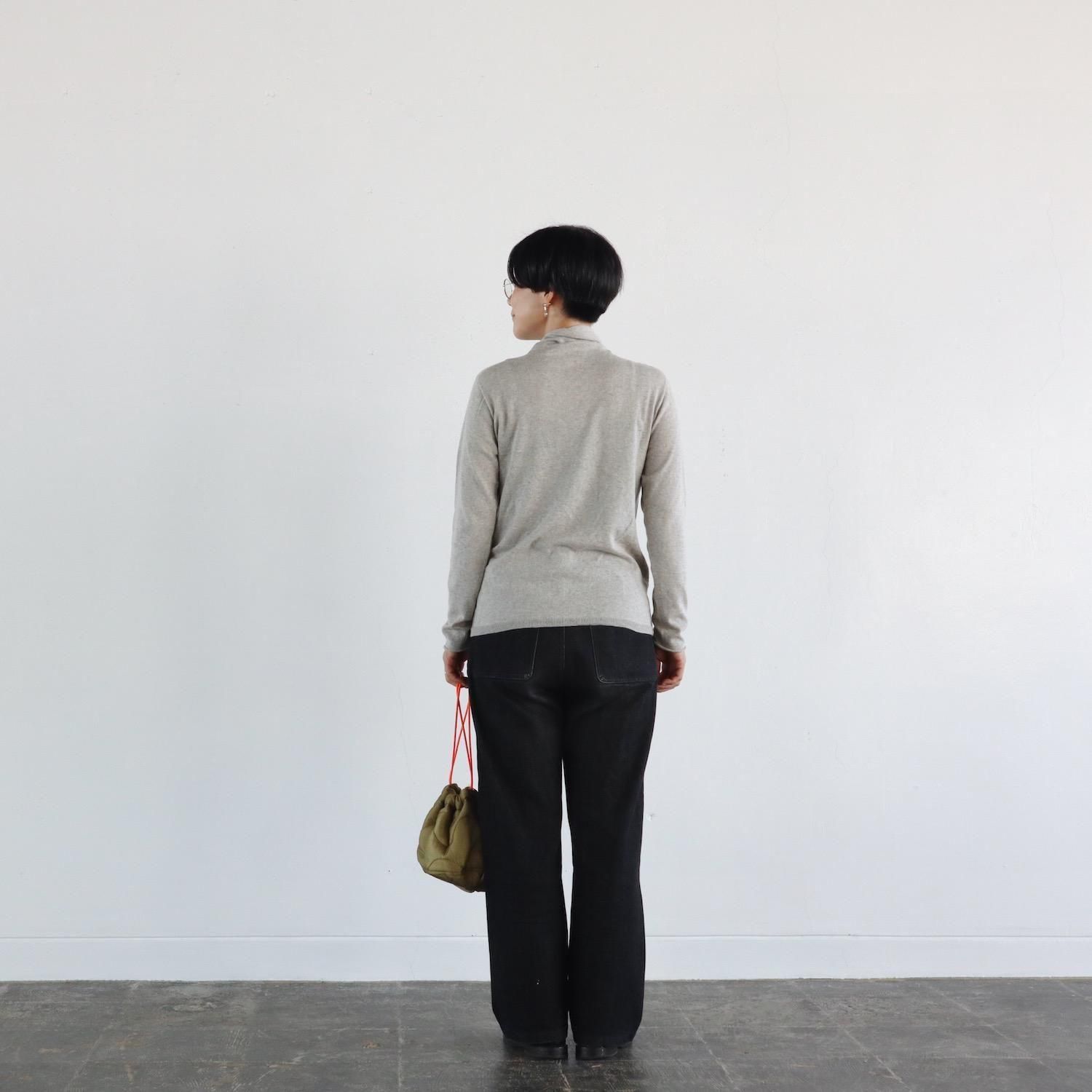 evameva cotton turtleneck 定価22,000円 evameva cotton turtleneck 定価22,