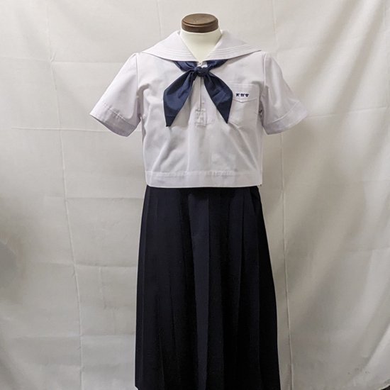 香椎高校夏服セット - 学生服のリユースエコガク
