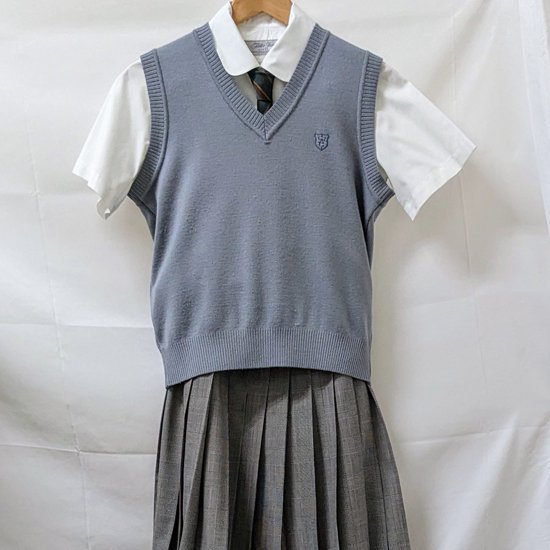 西南学院高校女子夏服上下セット - 学生服のリユースエコガク