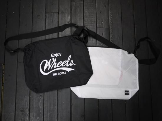 <img class='new_mark_img1' src='https://img.shop-pro.jp/img/new/icons50.gif' style='border:none;display:inline;margin:0px;padding:0px;width:auto;' />Enjoy Wheels nylon bag