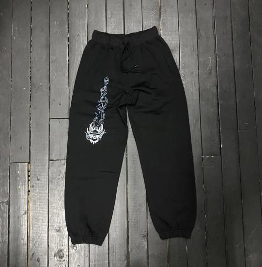 <img class='new_mark_img1' src='https://img.shop-pro.jp/img/new/icons50.gif' style='border:none;display:inline;margin:0px;padding:0px;width:auto;' />HOAH Sweat Pants set up[BLACK]