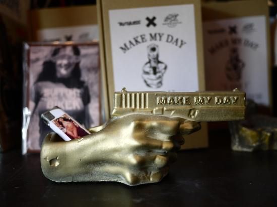 <img class='new_mark_img1' src='https://img.shop-pro.jp/img/new/icons14.gif' style='border:none;display:inline;margin:0px;padding:0px;width:auto;' />MAKE MY DAY Ashtray G.G.