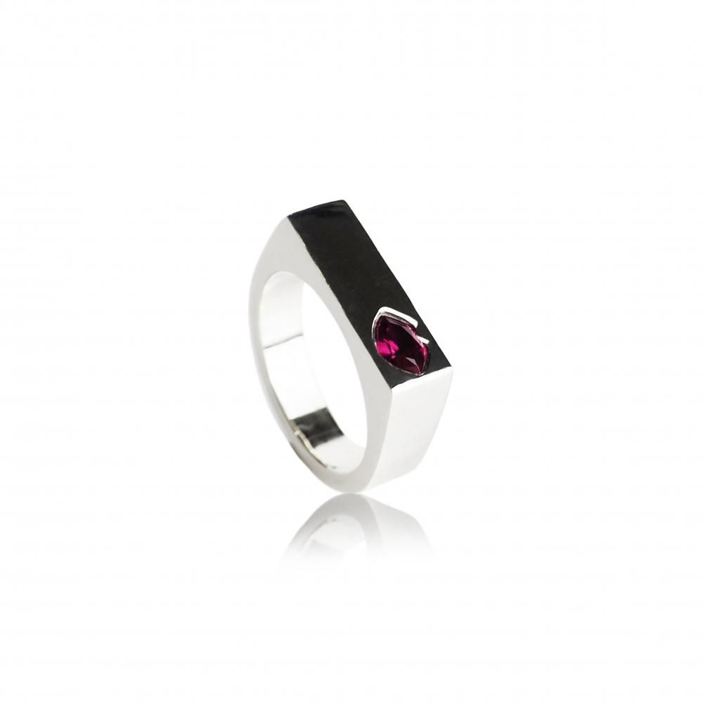 ROUGE D RING (RED)