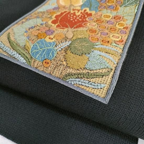 貴久樹 名古屋帯 刺繍 オリエンタルフラワー カジュアル八寸