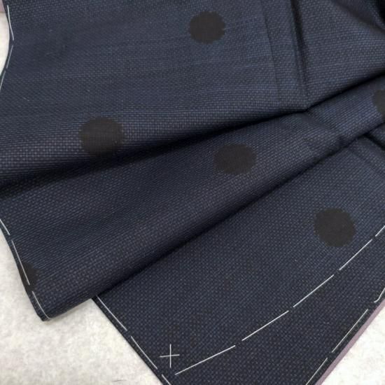 ★手織　本麻民芸染 大島紬 天然藍染 佐藤昭人 大臣指定工芸品 水玉紋 純絹手織り本場奄美