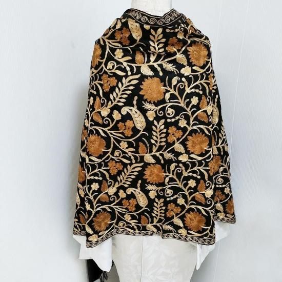 ショール 岡重 OKAJIMA 刺繍 大判 和洋兼用 wool カラーが選べる「土色×黒色」 フォーマル 訪問着 御仕立上り 和服 着物コーディネート 袋帯 紬 訪問着 きもの お茶席着物 着物初心者 リサイクル着物 小紋 一昌 セレクトきもの一昌 大人の着物 藤林徳扇 婚礼着物 ブライダル  道中着 留袖 サイクル着物 綺麗な着物  名古屋帯 友禅 色無地