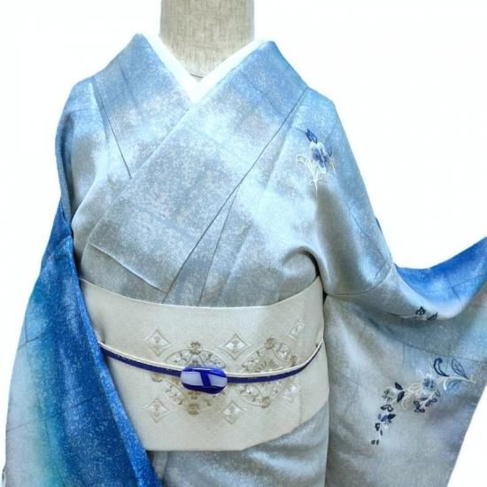 訪問着 佐波理綴 刺繍 オリエンタルフラワー 手臈纈染め 銀通地