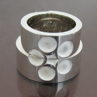 ߡ RING