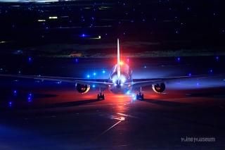 ルーク・オザワ 写真 作品 航空写真家ルーク・オザワ、5年ぶりの新作写真集 300ページ超