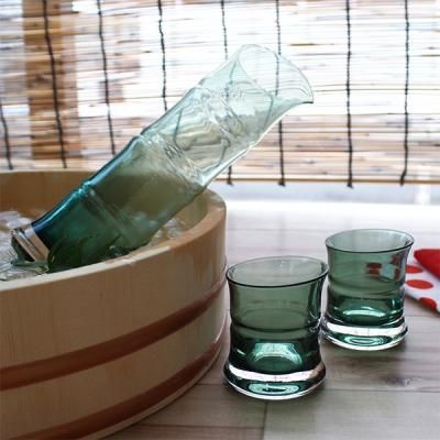 Ｐ９７３　茶碗　『江戸切子』『東京都伝統工芸』『色被せ硝子茶碗』　紙箱　茶道具 江戸切子 現代作品 青色被せ切子硝子 ガラス 鉢 菓子鉢 茶道具