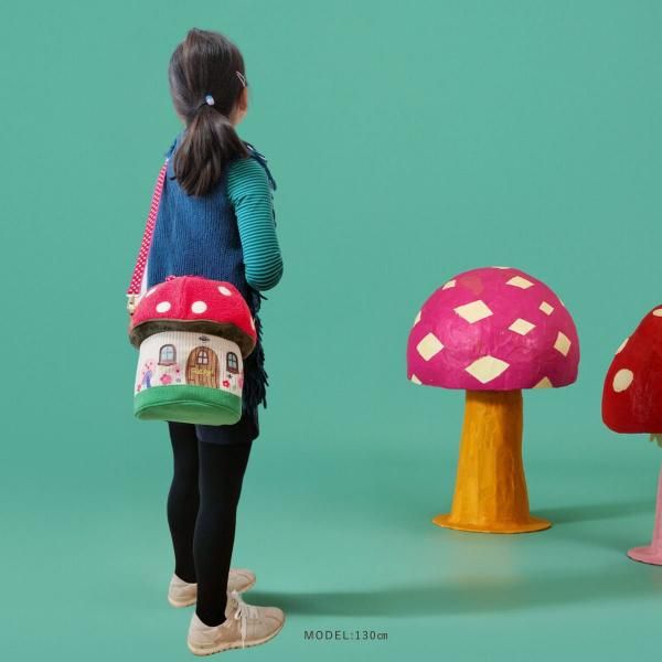 Oilily☆オランダのキッズブランド☆華やかな スマホショルダー