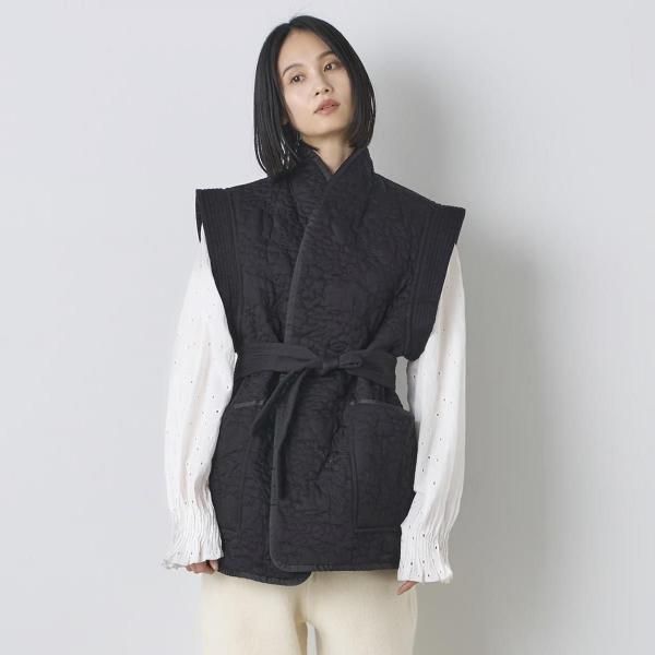 <img class='new_mark_img1' src='https://img.shop-pro.jp/img/new/icons11.gif' style='border:none;display:inline;margin:0px;padding:0px;width:auto;' />VENIT ˥åȡREVERSIBLE QUILTING EMBROIDERY VEST (Black)