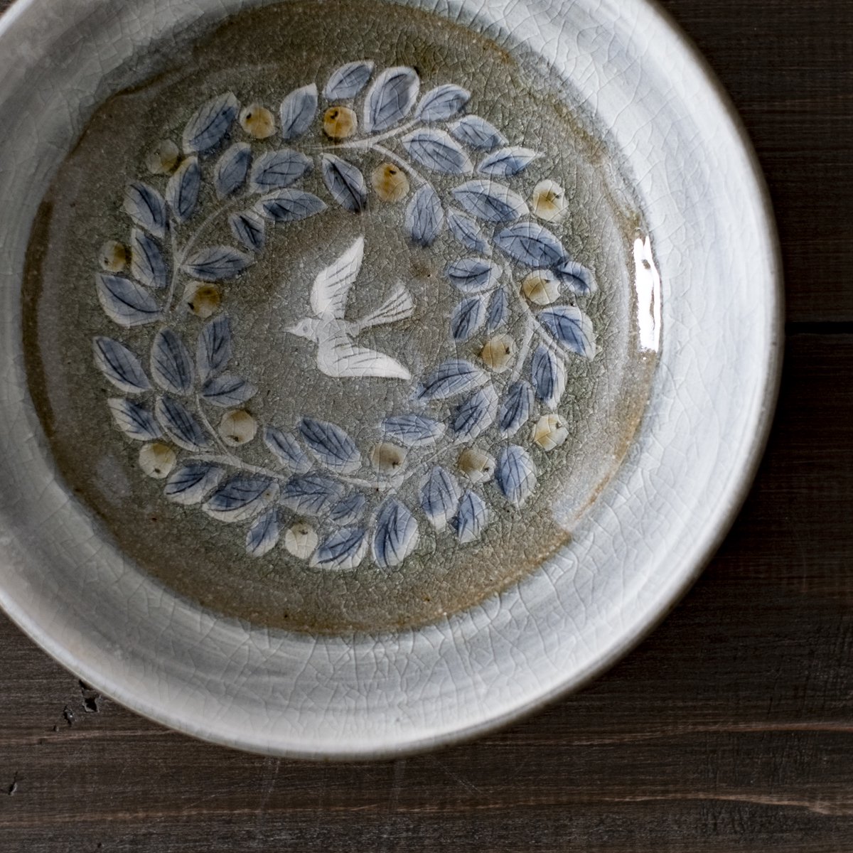 長岡亜耶（製陶ナガオカ） 鳥と林檎のリム皿 - alltid