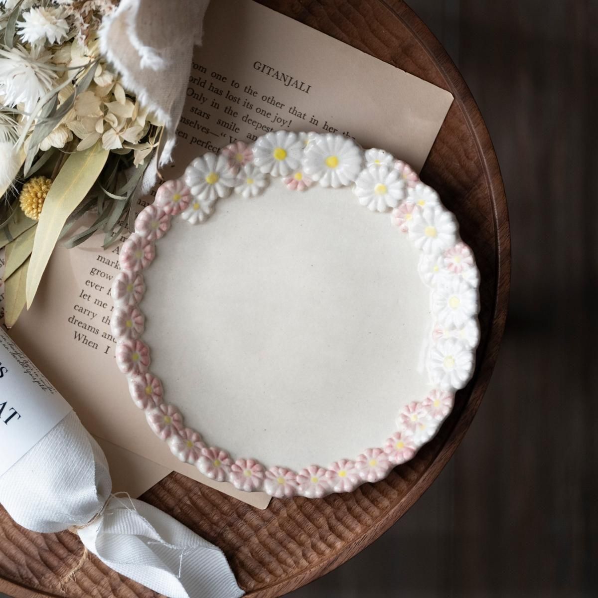 石黒美佐緒　スミレ　皿 つちのわ 花かんむり スミレのお皿