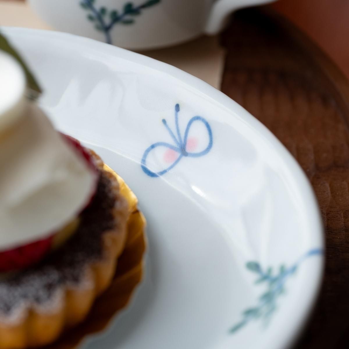 米満麻子さん　ちょうちょう模様の楕円形皿2枚セット 米満麻子 蝶／楕円皿