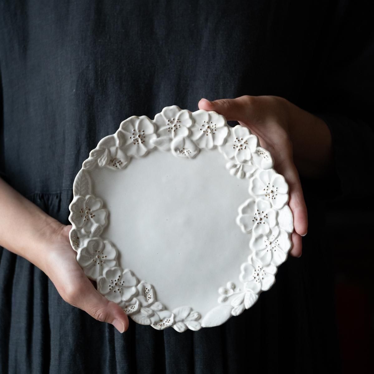 石黒美佐緒　スミレ　皿 石黒美佐緒 スミレ 皿 石黒美佐緒（つちのわ） - alltid