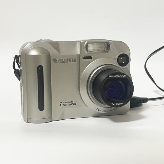 ȥǥưʡ°ʤFUJIFILM FinePix 600Zץǥ륫  