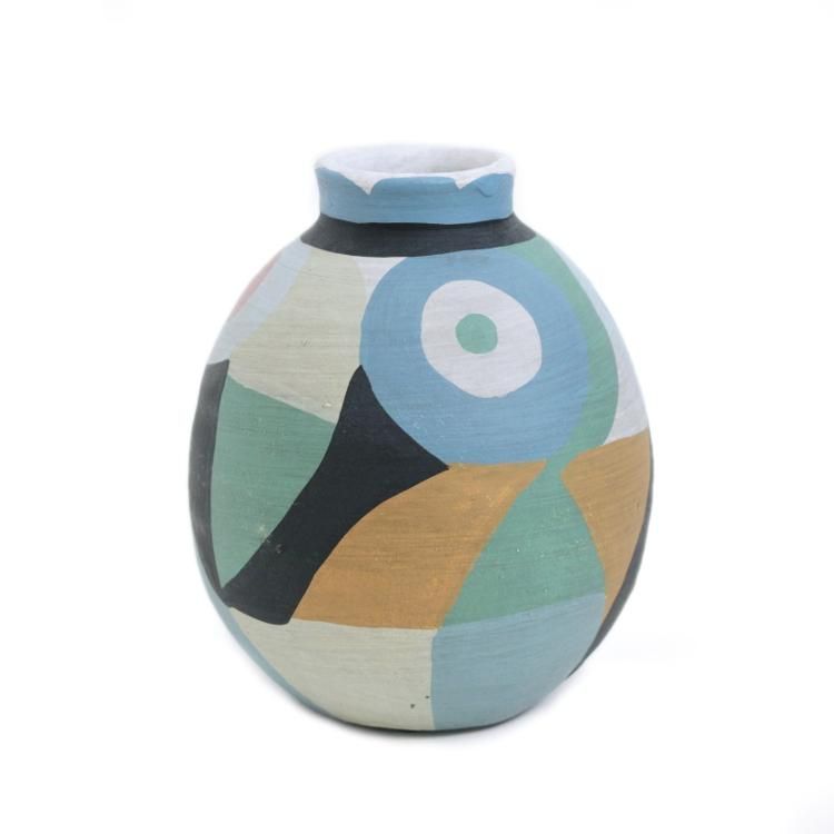 多色使いの陶器花瓶