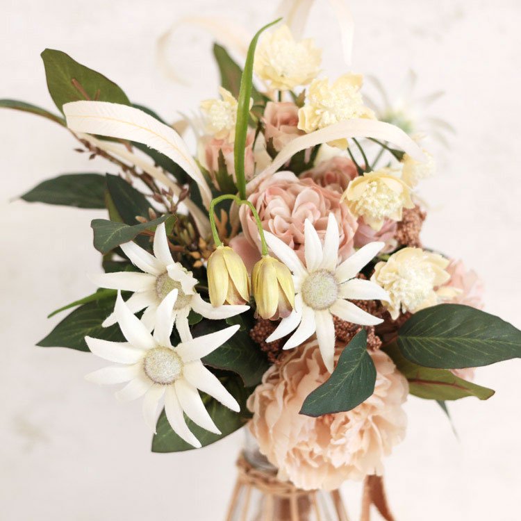 ローズとピオニーとフランネルフラワーのミックスブーケ 花瓶アレンジメント 薔薇 バラ 造花 アーティフィシャルフラワー