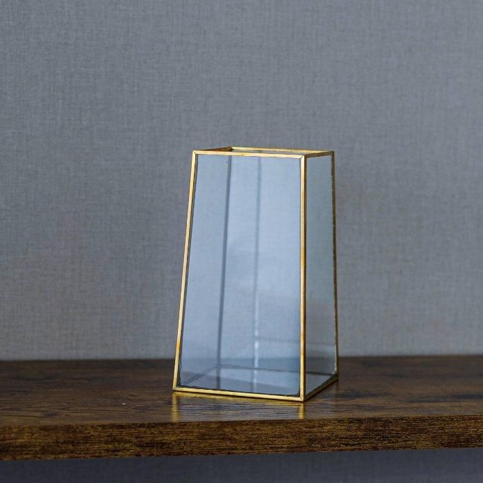 胡蝶蘭とスイートピー、チューリップのクラッチブーケ pink